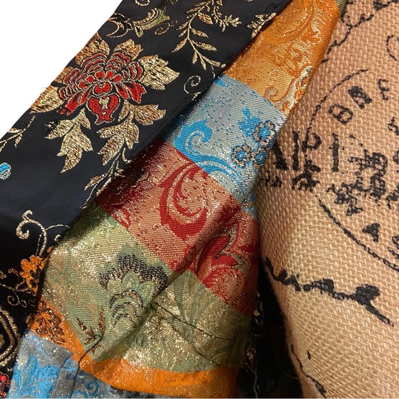 Vintage Brocade Cropped Jacket - Picture 5 of 7